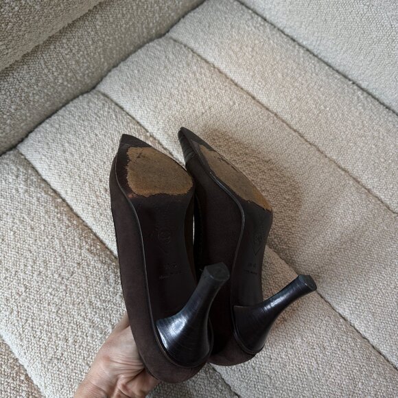 CHANEL Suede Heels Brown - Picture 10 of 10
